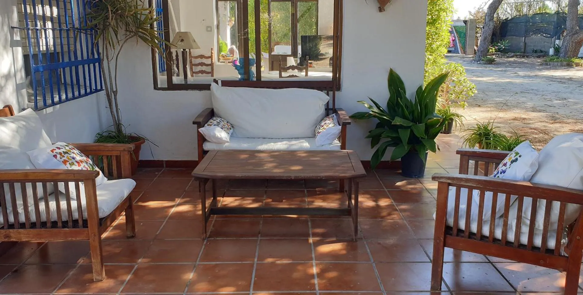 Holiday home Finca Las Dunas: Beachfront Chalets with Jacuzzis Rota
